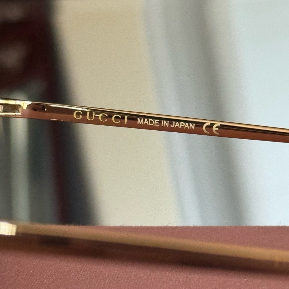 Gucci Sunglasses - Picture 4 of 7